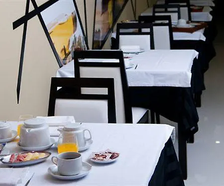 Muchacho Hotel