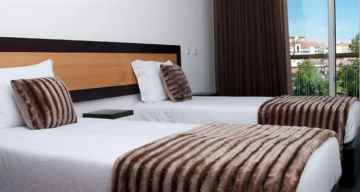 Muchacho 3* Macedo de Cavaleiros